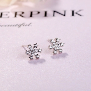 Boucles d'Oreilles Clous en Argent Sterling S925 Flocon de Neige Pour Femme Simple Hiver Noël Incrusté de Strass Style Coréen Bijoux