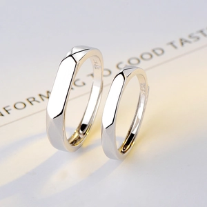 Bagues de couple minimalistes en argent sterling S925 avec design géométrique facetté