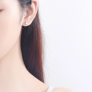 Elegant S925 sterling silver reindeer antler stud earrings with white heart zircon stone