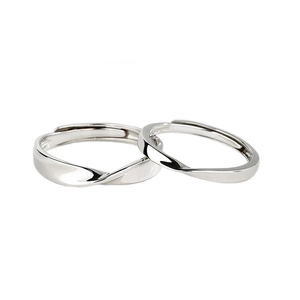 S925 Sterling Silber Möbius Paar Ringe mit poliertem verstellbarem offenem Banddesign