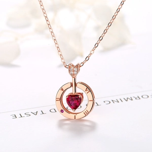 Collier Pendentif Cœur Flèche en Argent Sterling 925 Chiffres Romains Love Zircone Cupidon Bijoux de Cou Romantiques pour Femmes Cadeau Anniversaire