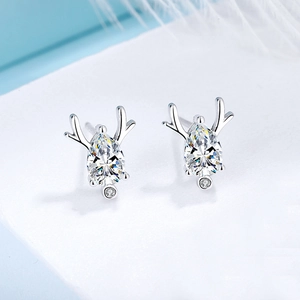 Boucles d'Oreilles Clous Douces en Argent Sterling S925 Bois de Renne Avec Zircone Claire Taille Poire Bijoux Style Forêt Femme
