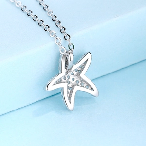 Magnifique collier étoile de mer en argent S925 avec zircons bleus étincelants pavés