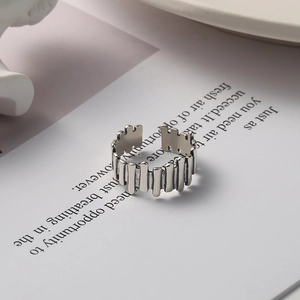 Vintage irregular serrated S925 sterling silver open ring with distressed geometric texture