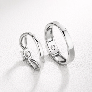 Pair of S925 sterling silver couple rings with brilliant-cut cubic zirconia for wedding