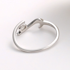 S925 sterling silver minimalist open ring with creative wave cat design and polished finish