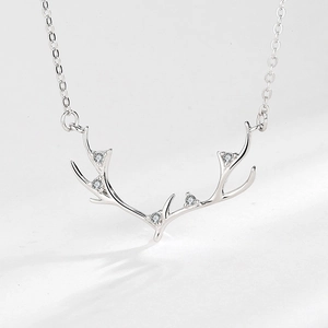 Collier Pendentif Bois de Cerf en Argent Sterling 925 pour Femme Avec Strass Incrusté Style Coréen Chaîne de Clavicule Minimaliste Bijoux Cadeau