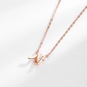 Elegante collana meteora in argento S925 oro rosa con ciondolo a stella a forma di M
