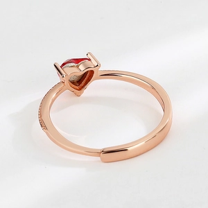 Minimalist S925 sterling silver ring with sparkling red heart-shaped gemstone and open band