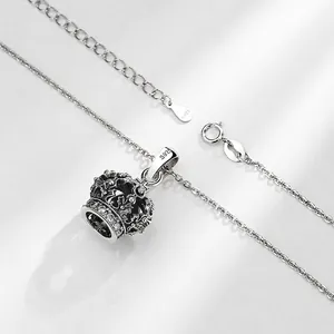 Collier couronne vintage en argent sterling S925 avec finition oxydée et zircons