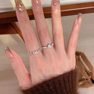 Ensemble de bagues en argent S925 avec dentelle et oxydes de zirconium pour un style élégant