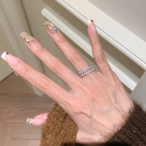Bague en argent S925 style dentelle sertie de cristaux de zircon blancs scintillants