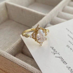 Anello vintage in argento S925 con gemma a pera e perle in stile pizzo regale di corte
