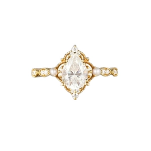Anello vintage in argento S925 con perle e gemma a goccia in finitura dorata