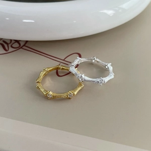 Bamboo-shaped S925 sterling silver rings with diamonds in gold and silver finishes