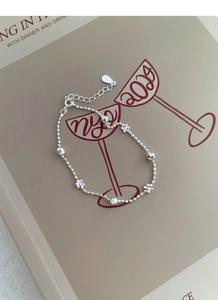 Détail du bracelet fleur en argent sterling S925 avec perles laser et fermoir réglable