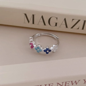 Luxurious S925 sterling silver rainbow four-leaf clover ring with colorful zircons