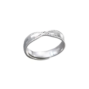 Bague ouverte en argent sterling S925 avec nœud infini et détails de bordure perlée