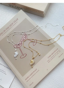 Détail du collier licorne en argent S925 avec pendentif étoile et zircons
