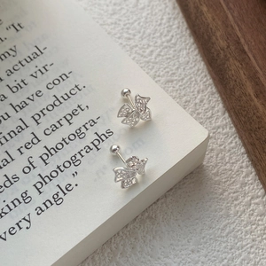 Boucles d'oreilles papillon en argent S999 avec des pierres en zircone cubique