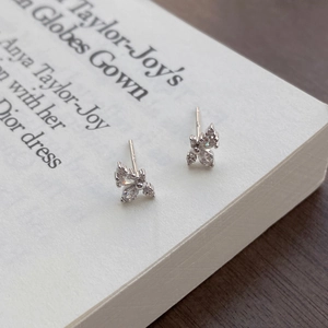 Eleganti orecchini a farfalla in argento sterling 999 con brillanti pietre di zircone