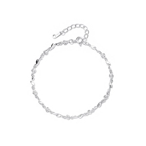 Exquisite S925 sterling silver bracelet featuring 3D rose flower and leaf links