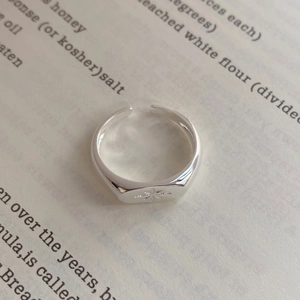 Minimalist S925 sterling silver open ring with octagonal star engraving on book page