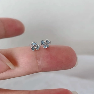 Boucles d'Oreilles Clous en Argent Fin 999 Fleur d'Iris Bleu pour Femmes Émail Strass Incrusté Bijoux Esthétiques Minimalistes Cadeau