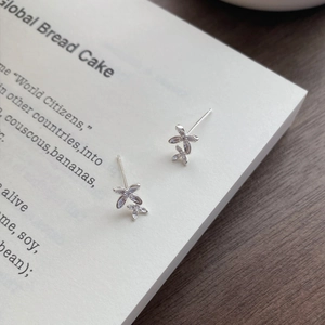 Minimalist S999 sterling silver osmanthus flower stud earrings with sparkling CZ stones
