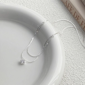 Minimalist S925 sterling silver double layer necklace with single sparkling solitaire diamond