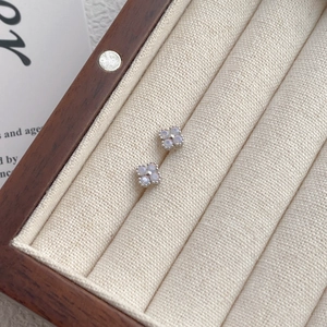 S999 Sterling Silver Four-leaf Clover Stud Earrings With Cubic Zirconia Hypoallergenic Silver Earring Post Elegant Minimalist Jewelry For Women