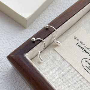 Minimalist S999 sterling silver teardrop drop earrings with a high-polished mirror finish