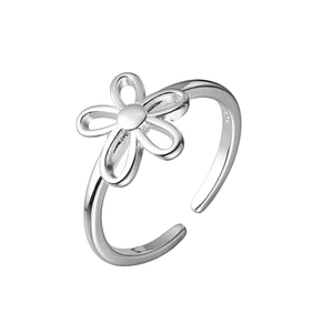 Polished S925 sterling silver open ring featuring a delicate hollow daisy flower design