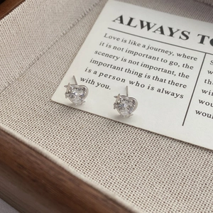 Boucles d'oreilles cœur en argent massif S999 avec étoiles et pierres de zircon