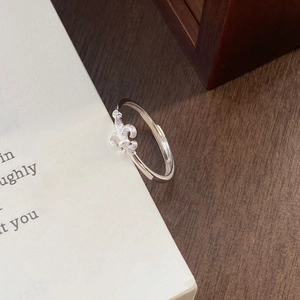 Bague ouverte en argent sterling S925 avec fleur d'iris brossée et accent diamant