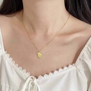 Elegant gold S925 sterling silver gourd pendant necklace with hammered texture finish
