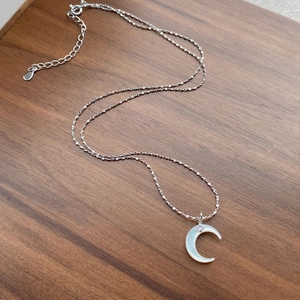 Elegant S925 sterling silver crescent moon necklace with white mother of pearl inlay
