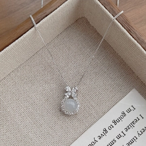 Elegant 925 Sterling Silver Necklace With White Chalcedony Round Pendant Dainty Bow Knot Design Zirconia Accents Women Jewelry Gift