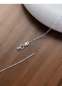 Detail of S925 sterling silver chain with spring clasp and adjustable needle pin