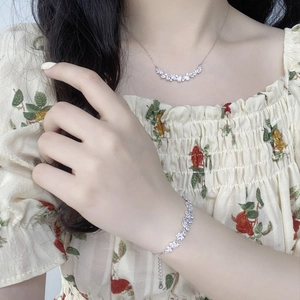 Elegant S925 sterling silver wisteria necklace and bracelet set with sparkling leaf crystals