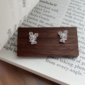 925 Sterling Silver Hollow Filigree Butterfly Stud Earrings For Women Sweet Small Elegant Butterfly Earrings Jewelry