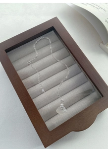 Poinçon S925 en argent sterling sur le fermoir du collier en calcédoine de coeur