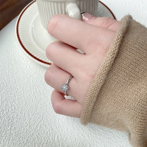 Elegant S925 sterling silver snowflake ring with zircons for women, adjustable open band