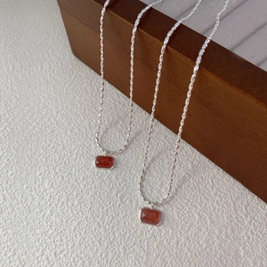 S925 Sterling Silver Strawberry Quartz Pendant Necklace For Women French Light Luxury Square Geometric Dainty Bead Chain Jewelry Gift