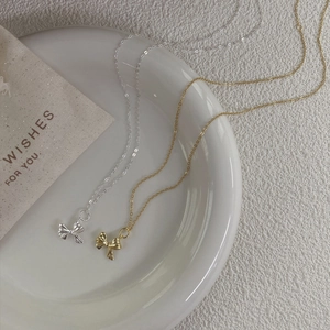 Elegante Halsketten mit Schleifenanhänger aus 925er Sterlingsilber in Gold und Silber