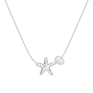 Collier étoile de mer minimaliste en argent S925 avec perle d'eau douce sur fond blanc