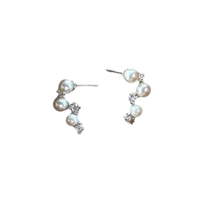 Elegant S925 silver pearl earrings with sparkling stones in a Big Dipper constellation design