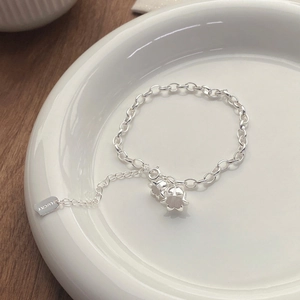 S925 sterling silver lily of the valley bracelet with lucky square tag for women