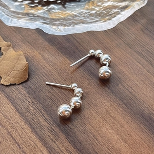925 Sterling Silver Geometric Bead Stud Earrings For Women Simple Minimalist Graduated Silver Ball Design Commute Jewelry