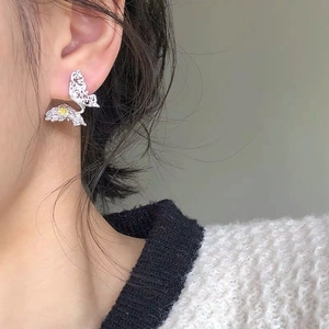 925 Sterling Silver Butterfly Stud Earrings Elegant Filigree Hollow Out Design Gold Accent Vintage Commuter Jewelry For Women